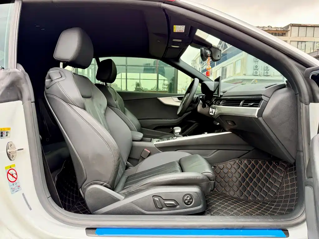 Audi A5 (Import) — миниатюра 12