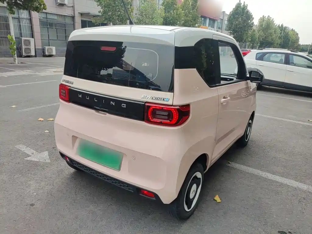 Wuling MINIEV — миниатюра 7