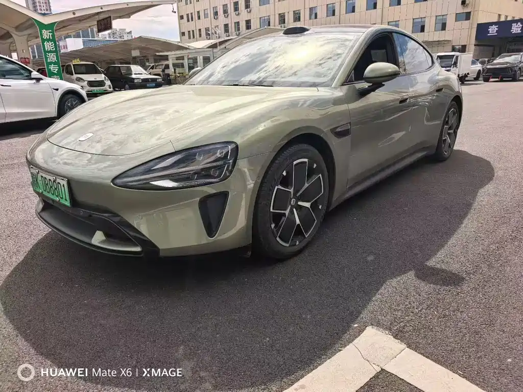 Xiaomi SU7