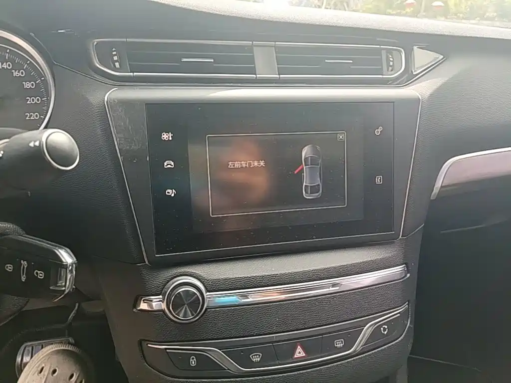 Peugeot 408 — миниатюра 13