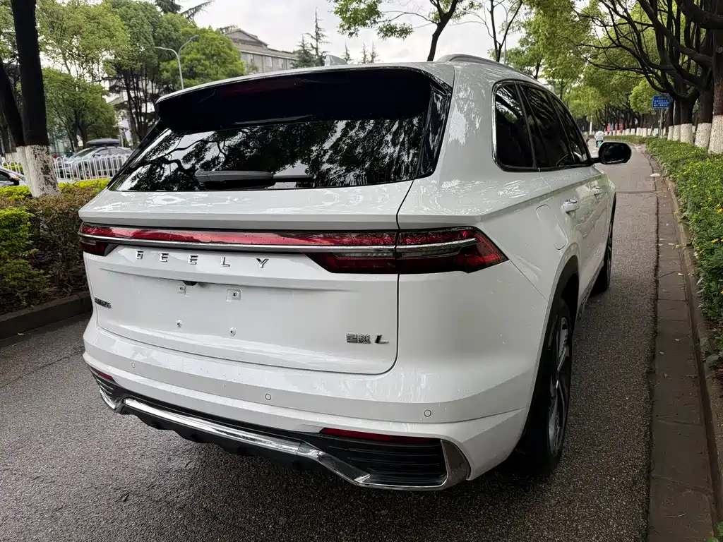 Geely Xingyue L — миниатюра 15
