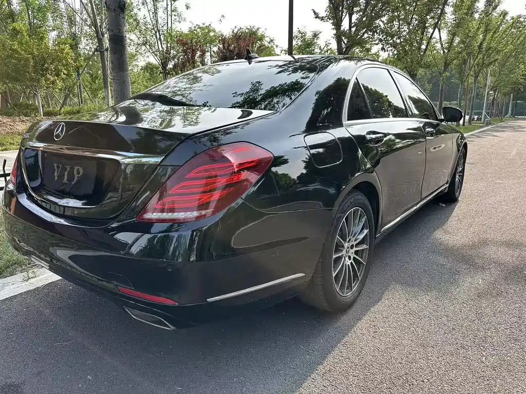 Mercedes-Benz S-Class — миниатюра 12