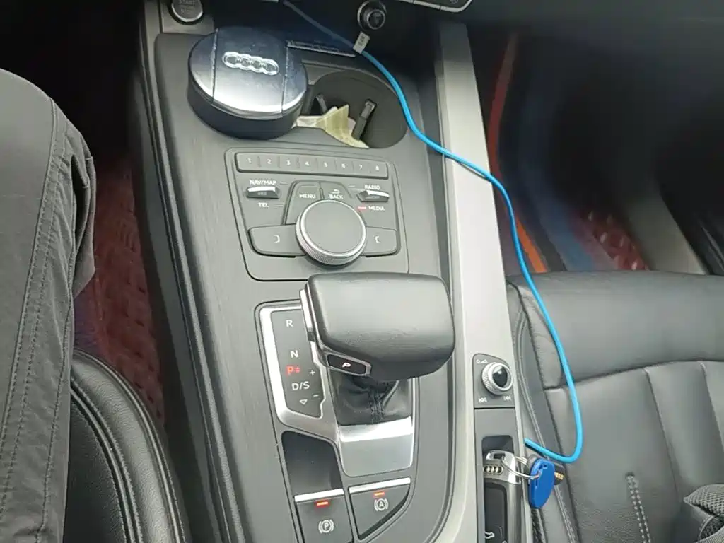 Audi A4L — миниатюра 14