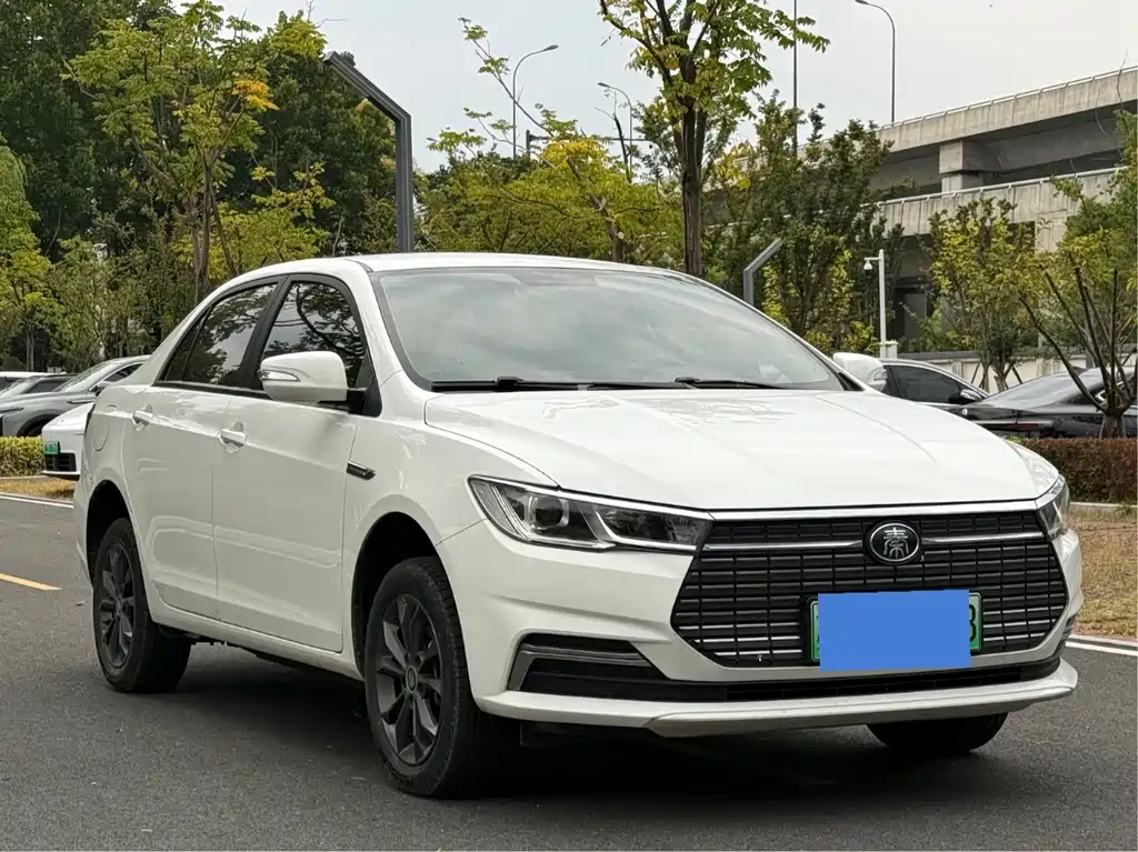 BYD Qin NEV — миниатюра 3