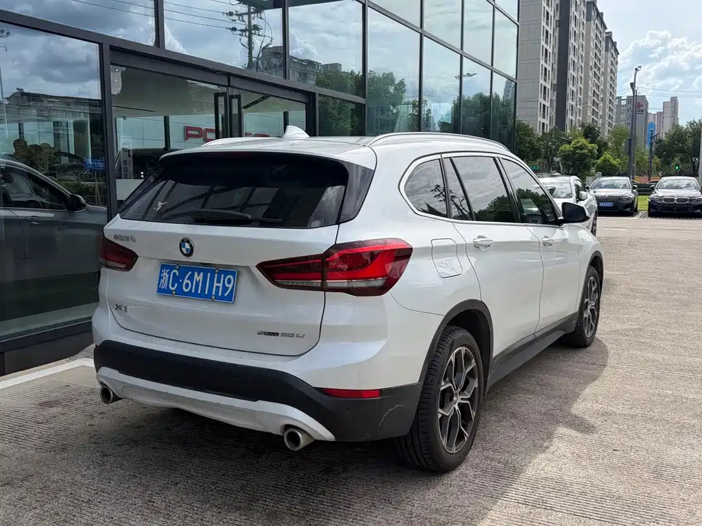 BMW X1 — миниатюра 4