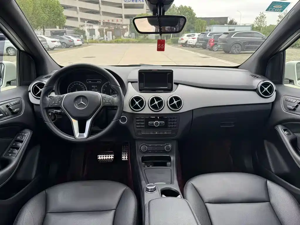 Mercedes-Benz B-Class — миниатюра 19