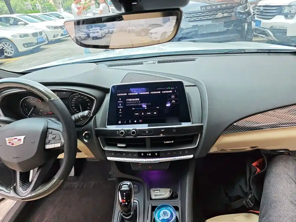 Cadillac CT5 — миниатюра 10