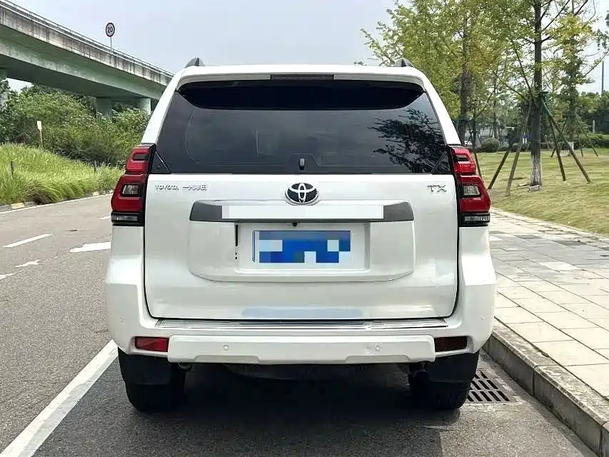 Toyota Prado — миниатюра 5