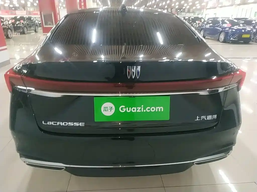 Buick LaCrosse — миниатюра 6