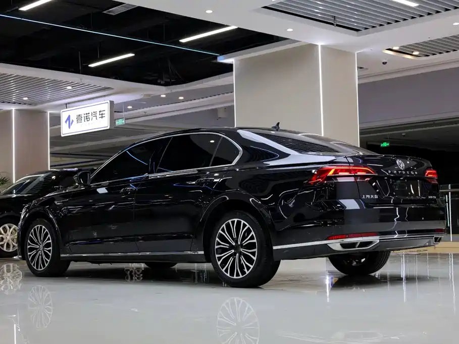 Volkswagen Phideon Facelift 380TSI 2WD Flagship Edition, фото 5