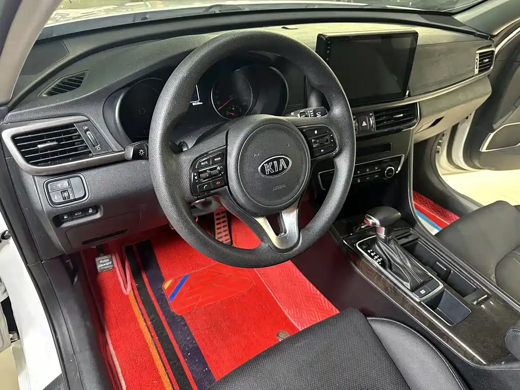 Kia K5 — миниатюра 11