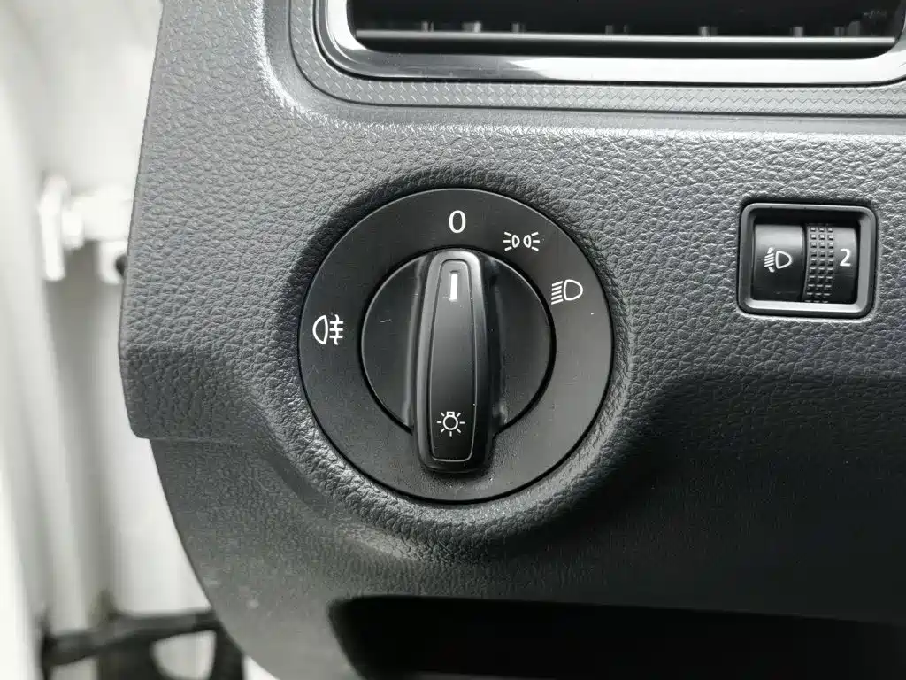 Skoda Rapid Spaceback — миниатюра 21