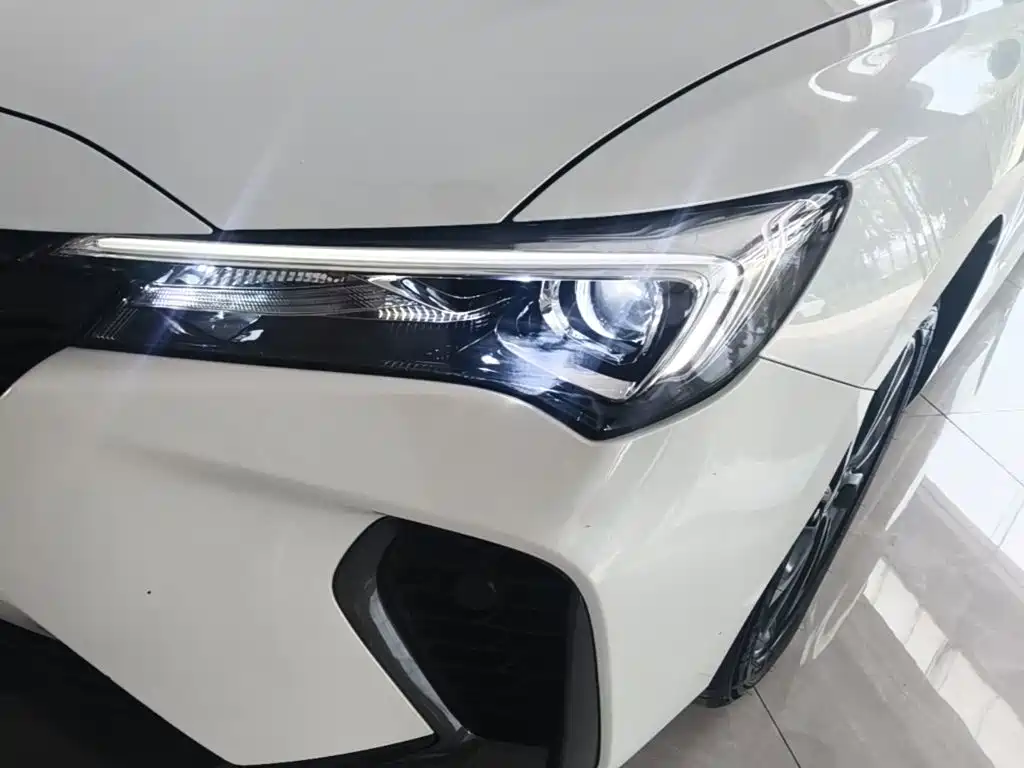 Buick Verano — миниатюра 24