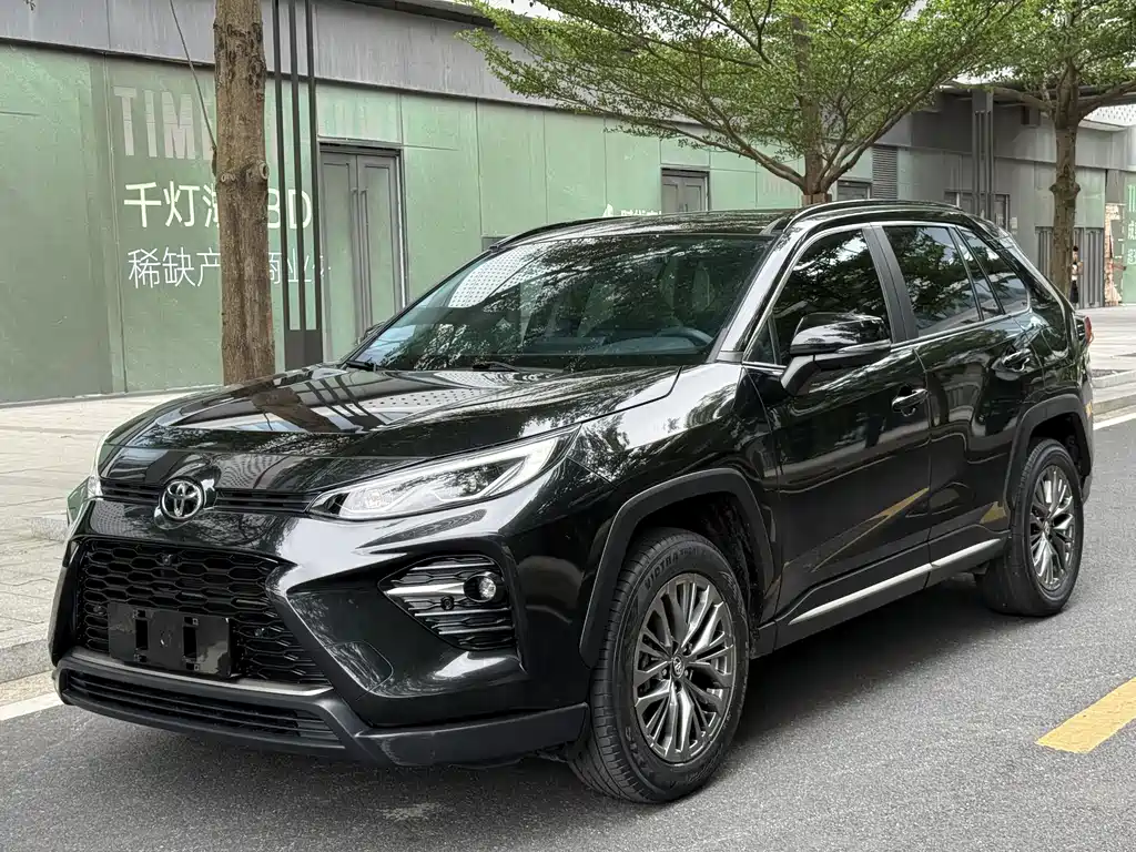Купить Toyota Wildlander