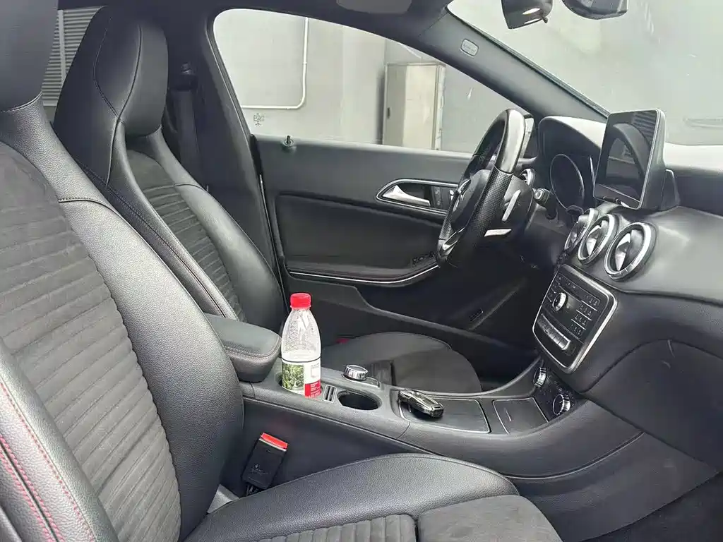 Mercedes-Benz CLA (Import) — миниатюра 12