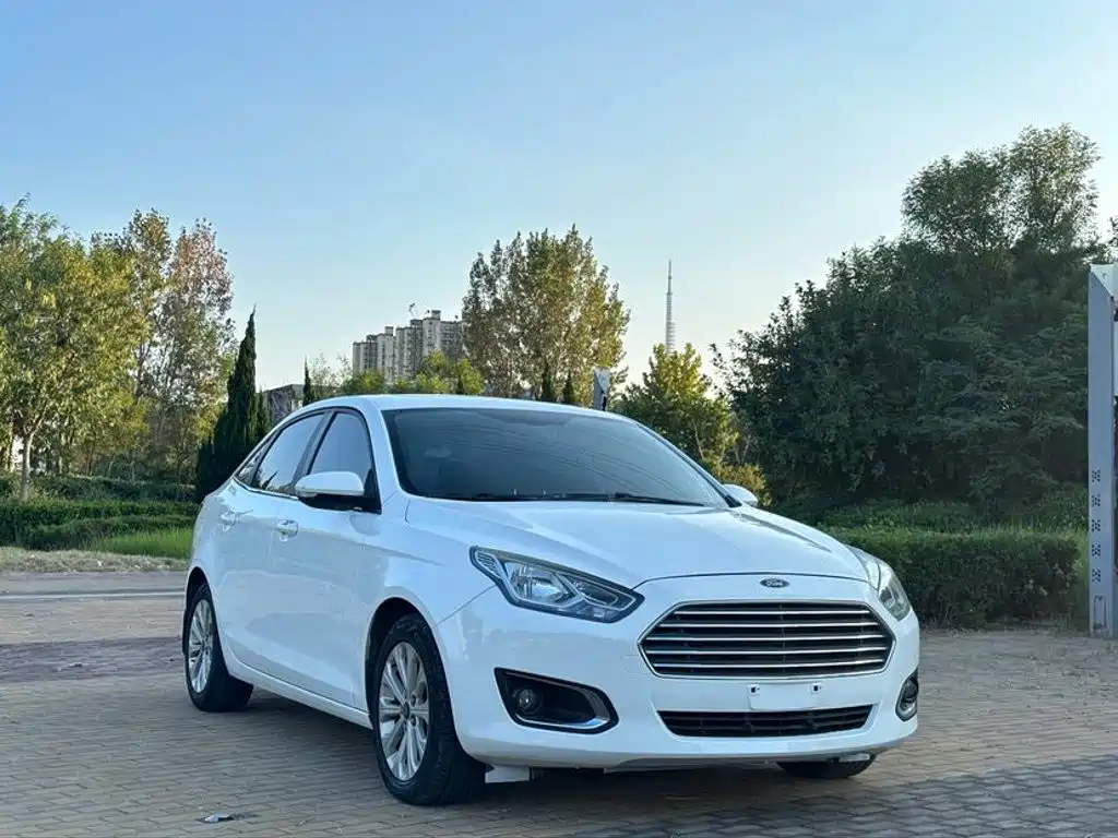 Ford Escort — миниатюра 3