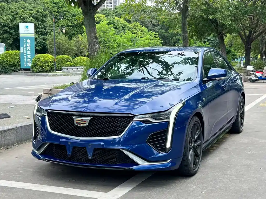 Cadillac CT4