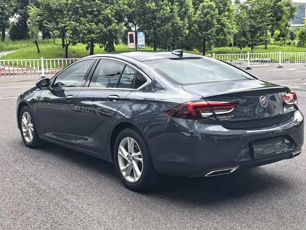 Buick Regal — миниатюра 6