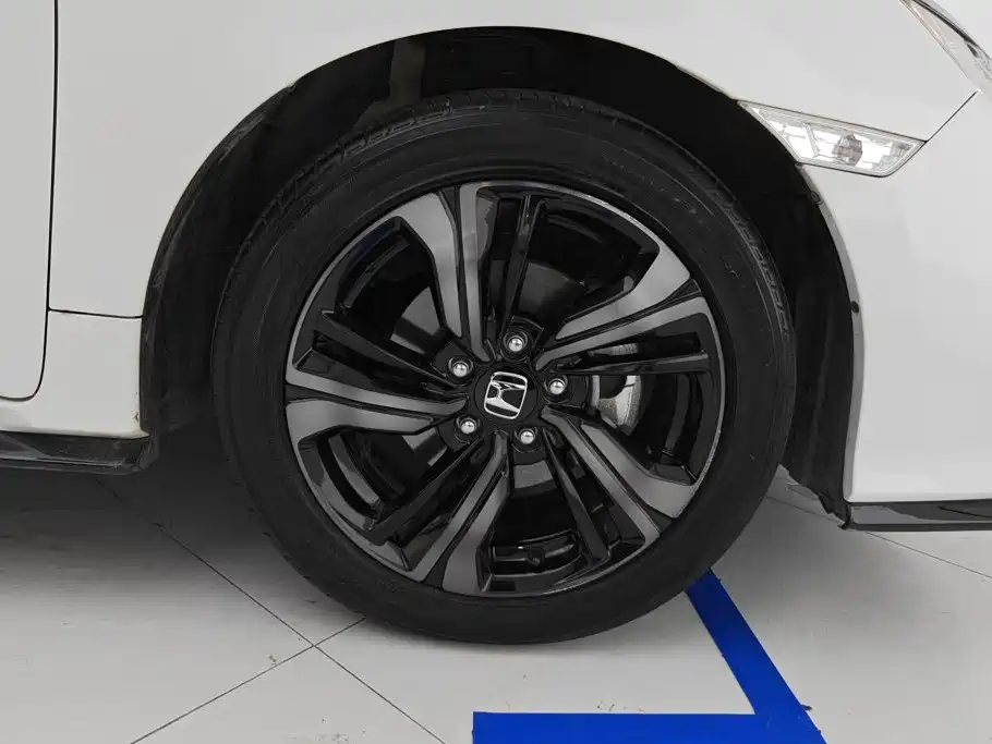 Honda Civic — миниатюра 6