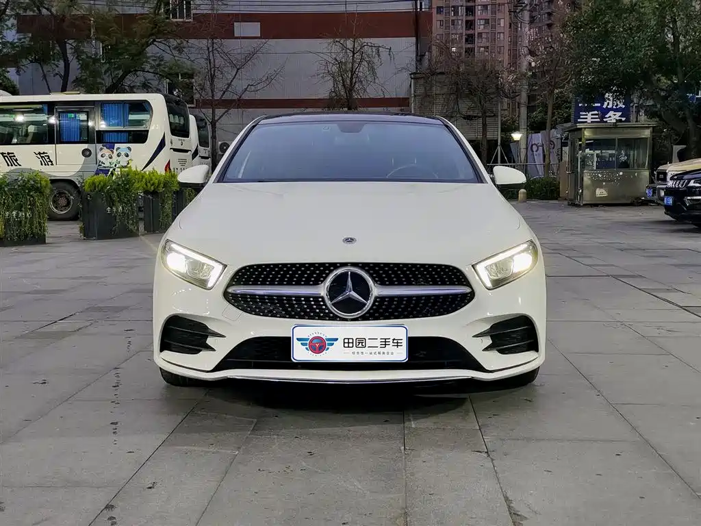 MERCEDES-BENZ A CLASS