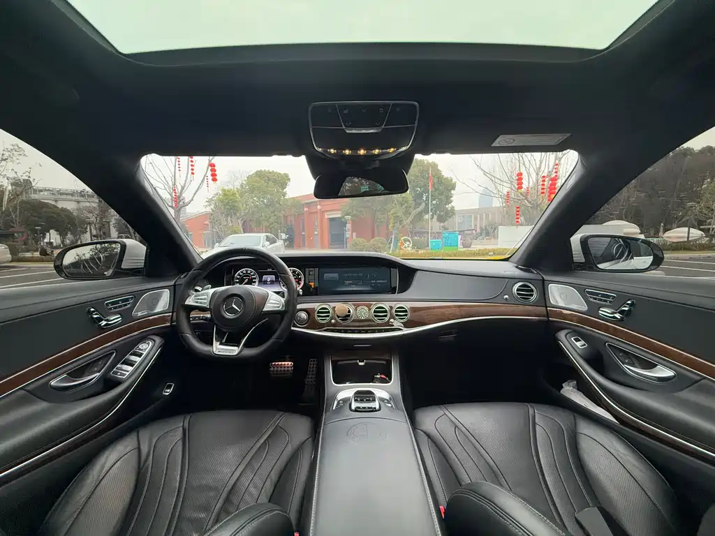 MERCEDES-BENZ S CLASS AMG