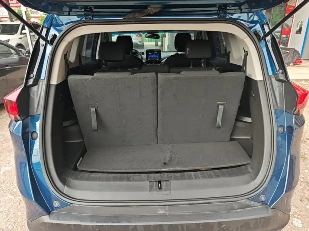Chevrolet Volando — миниатюра 19