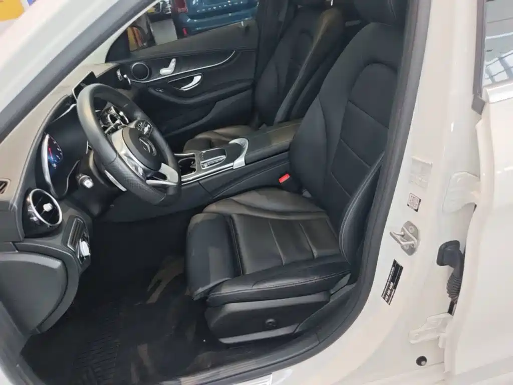 Mercedes-Benz C-Class — миниатюра 15
