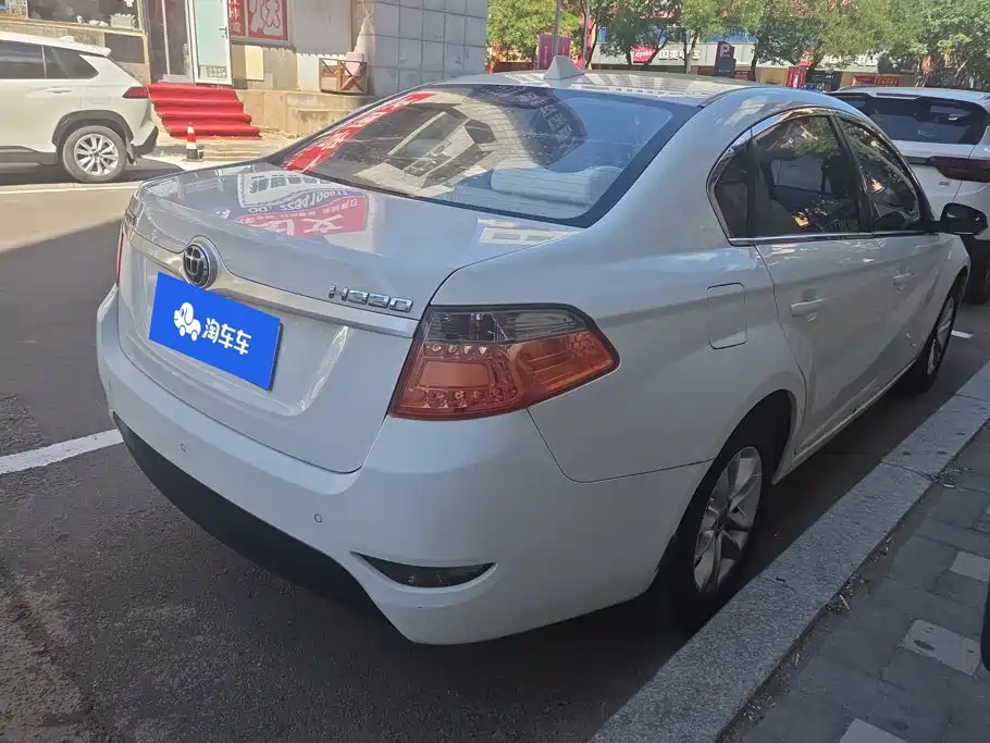 Zhonghua H330 — миниатюра 3