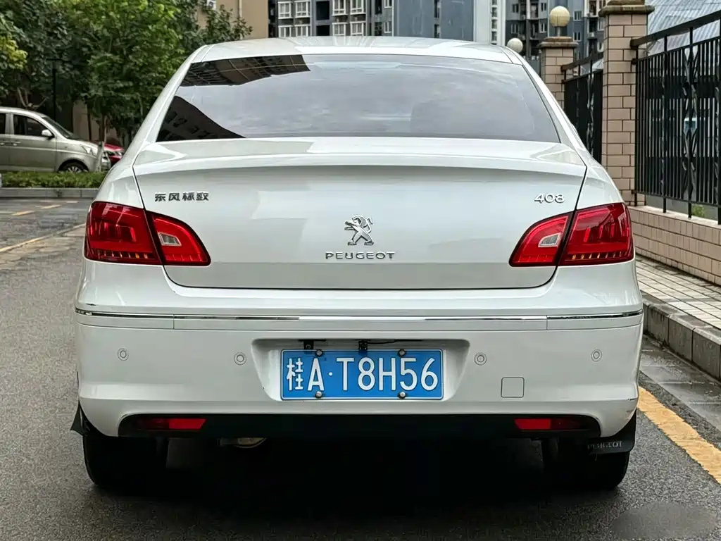 Peugeot 408 — миниатюра 4