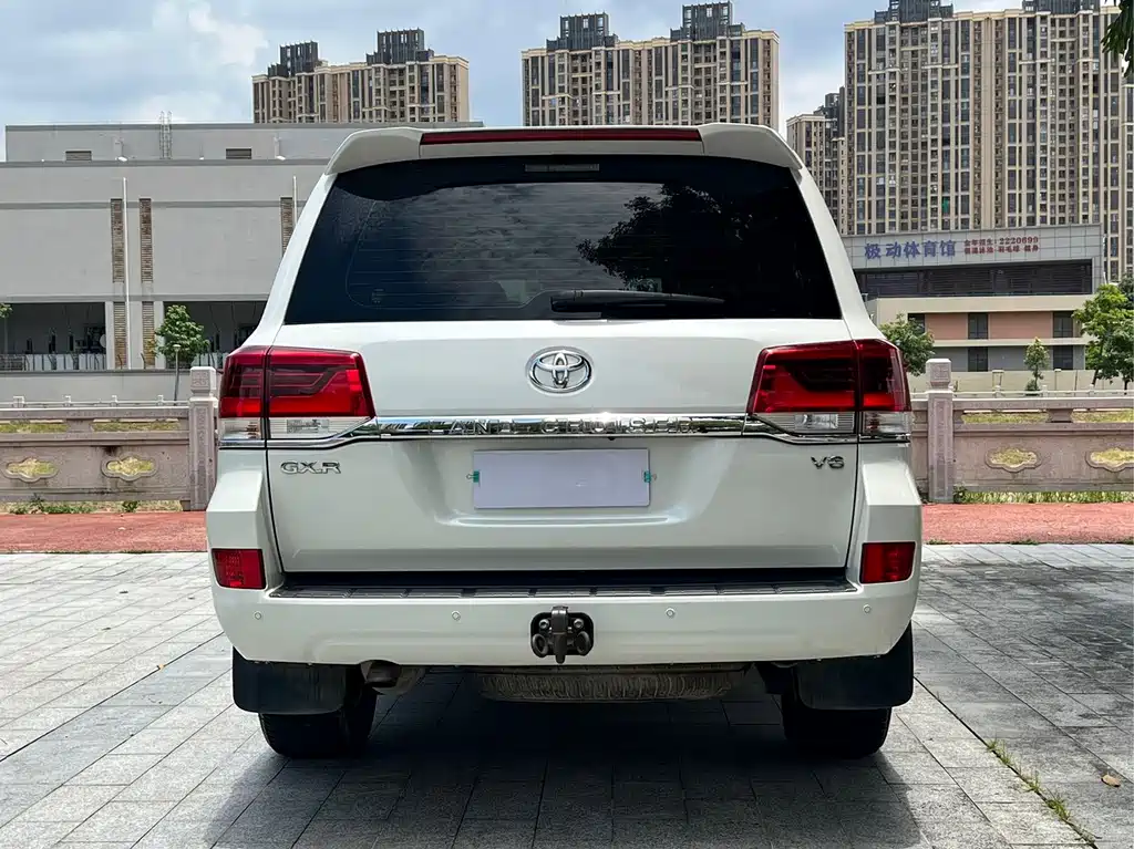 Toyota Land Cruiser — миниатюра 8