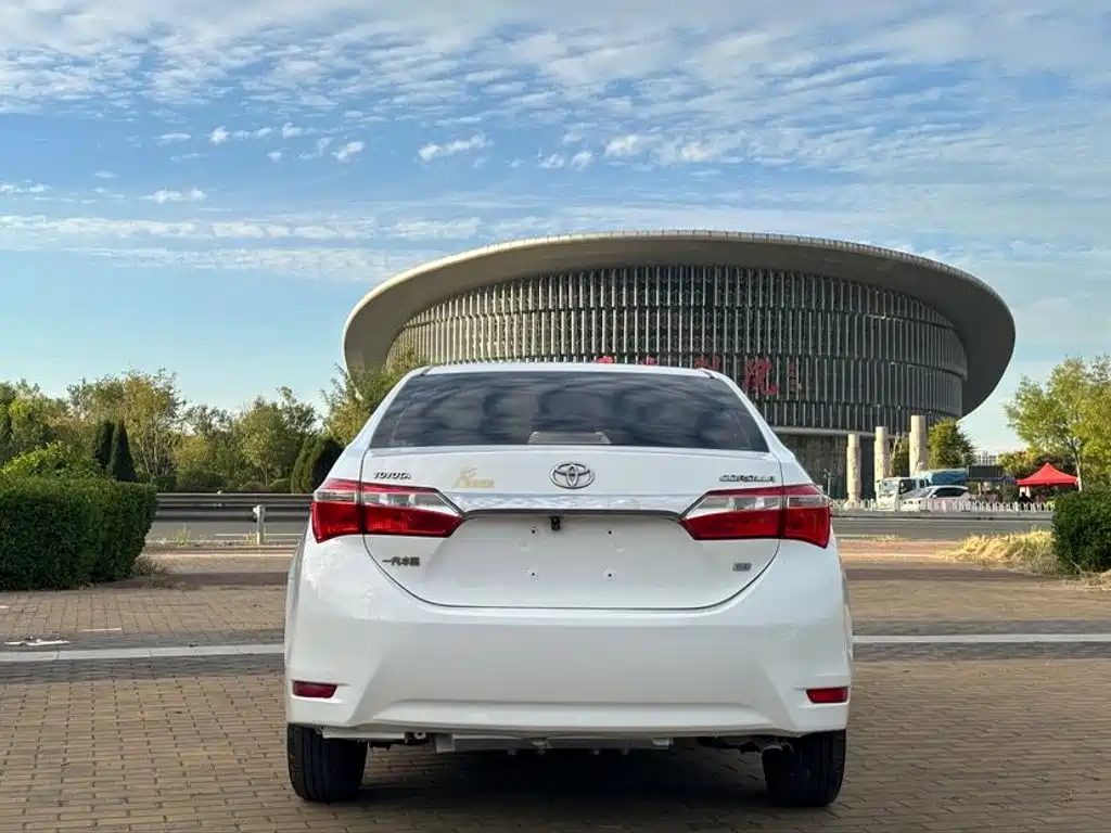 Toyota Corolla — миниатюра 5