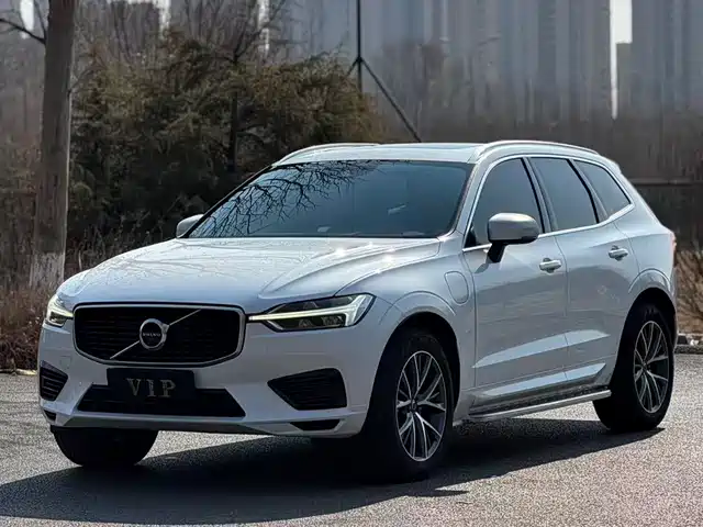 VOLVO XC60 PLUG IN HYBRID 2018