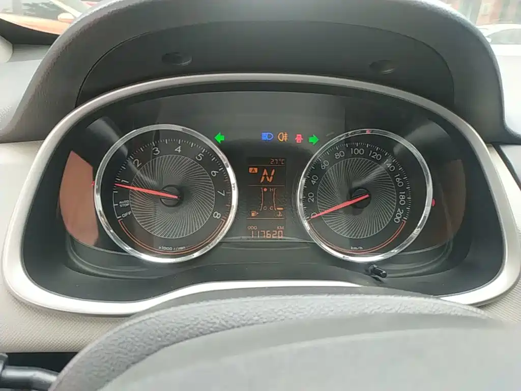 Chevrolet Sail — миниатюра 12