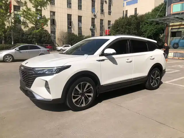 dongfeng ax7