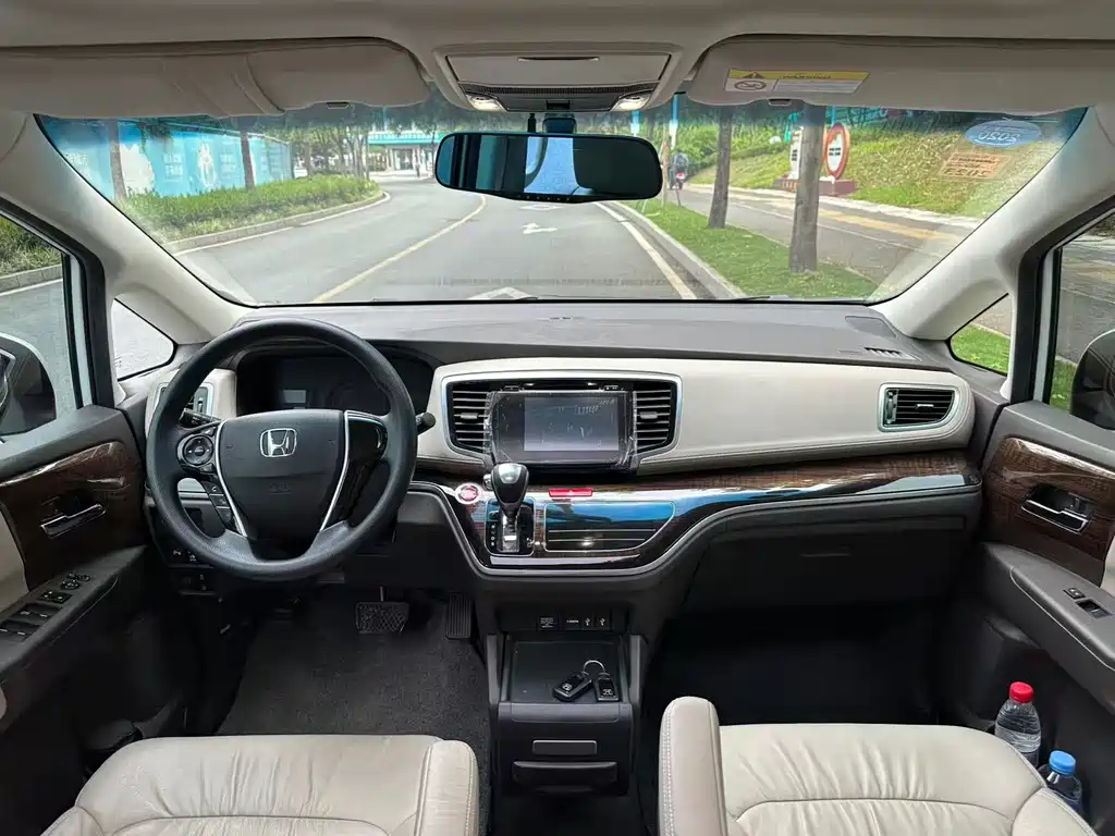 Honda Odyssey — миниатюра 10