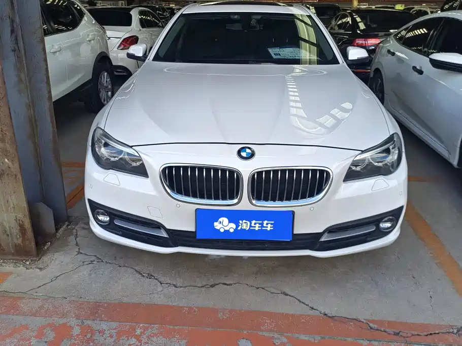BMW 5 Series — миниатюра 2
