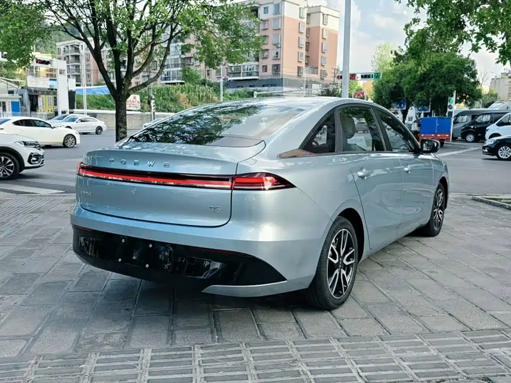 Roewe Young Wai D6 — миниатюра 13