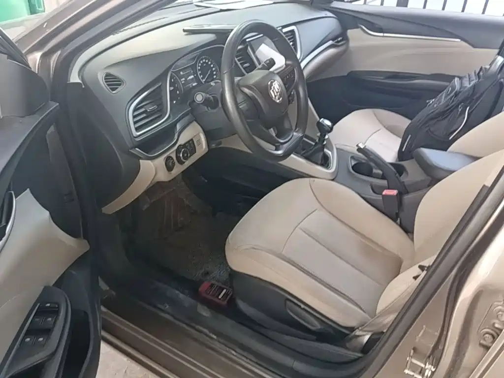 Buick Excelle — миниатюра 16