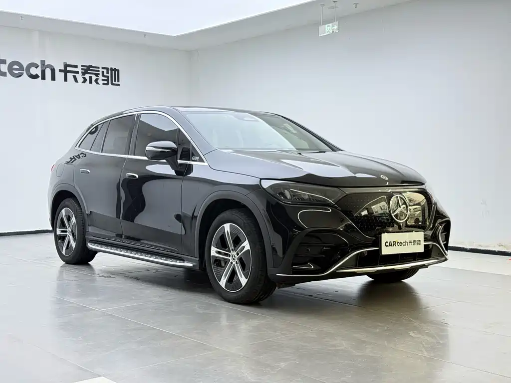 Mercedes-Benz EQE SUV — миниатюра 11