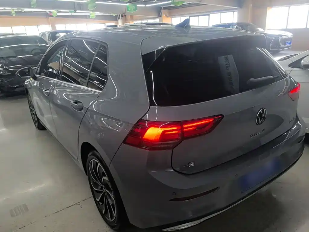 Volkswagen Golf — миниатюра 5