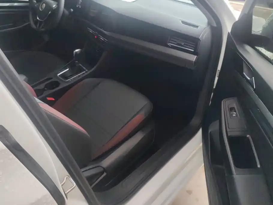Volkswagen Bora — миниатюра 8