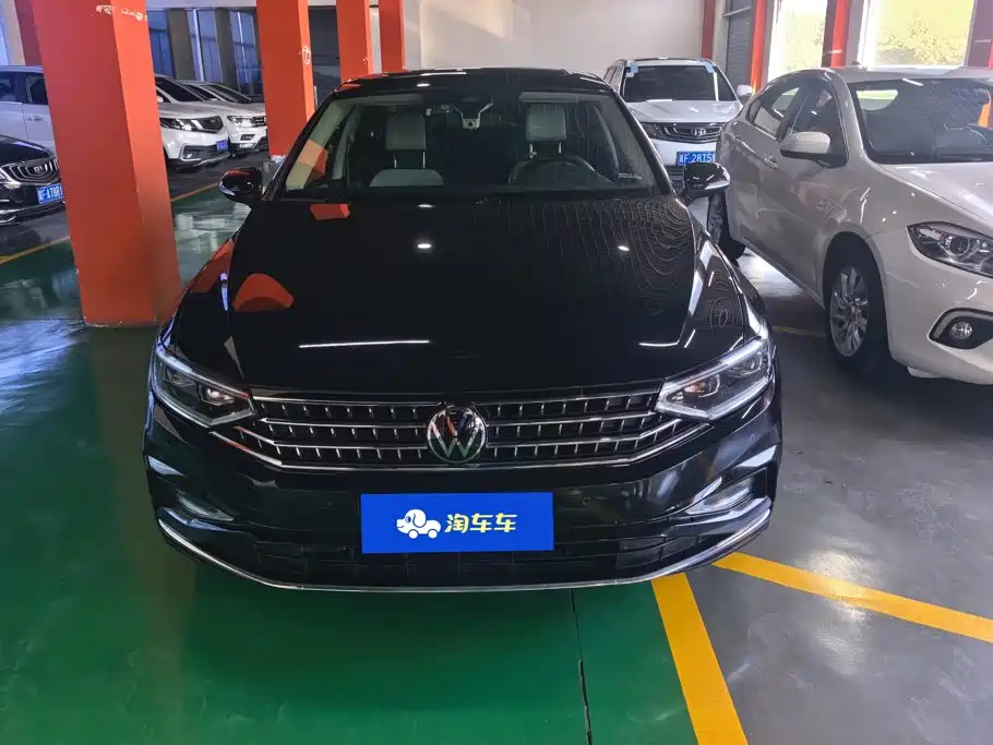 Volkswagen Magotan — миниатюра 2