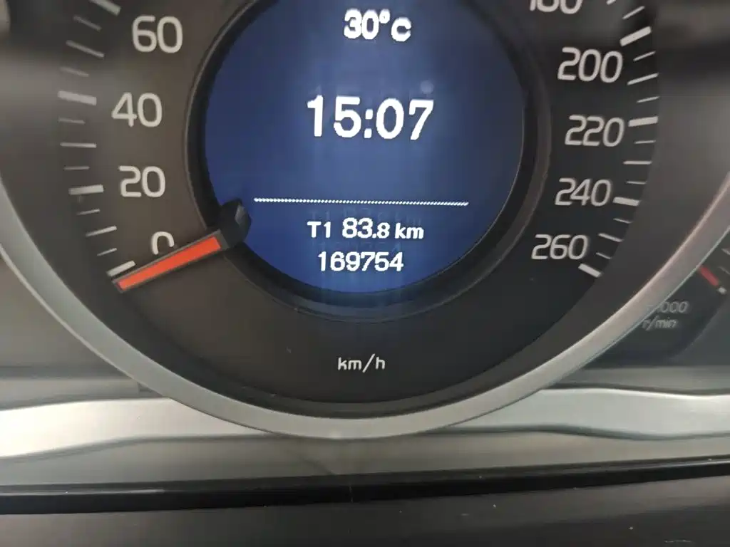 Volvo XC60 (Import) — миниатюра 5