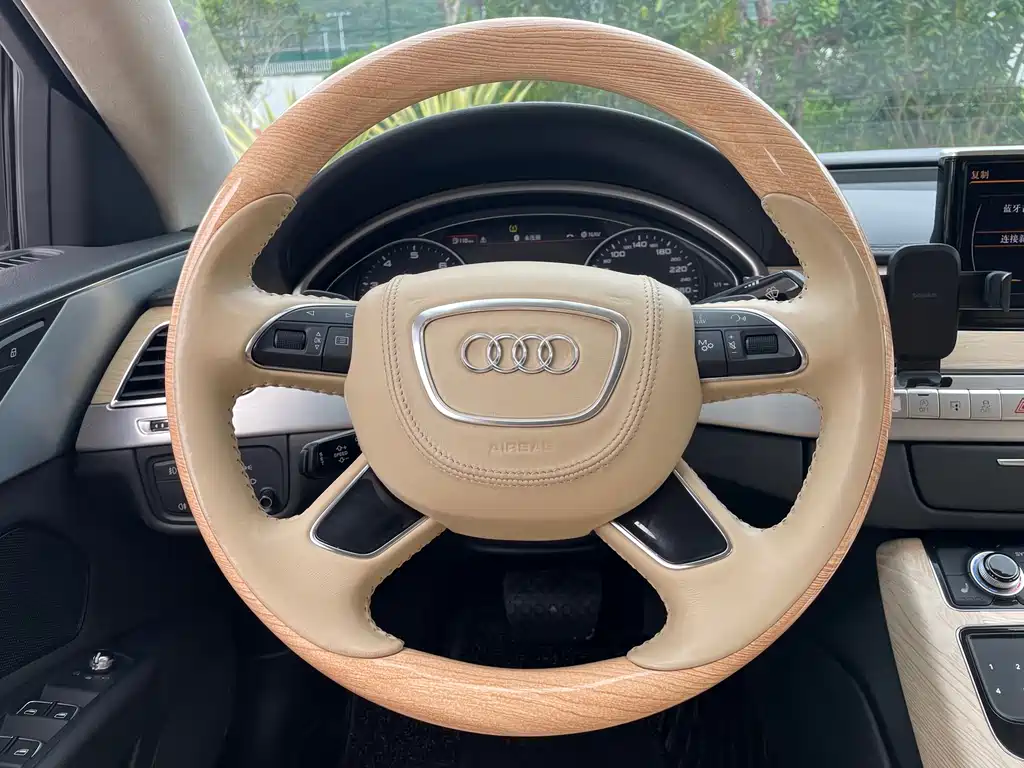 Audi A8 2013 A8L 45 TFSI quattro Comfort