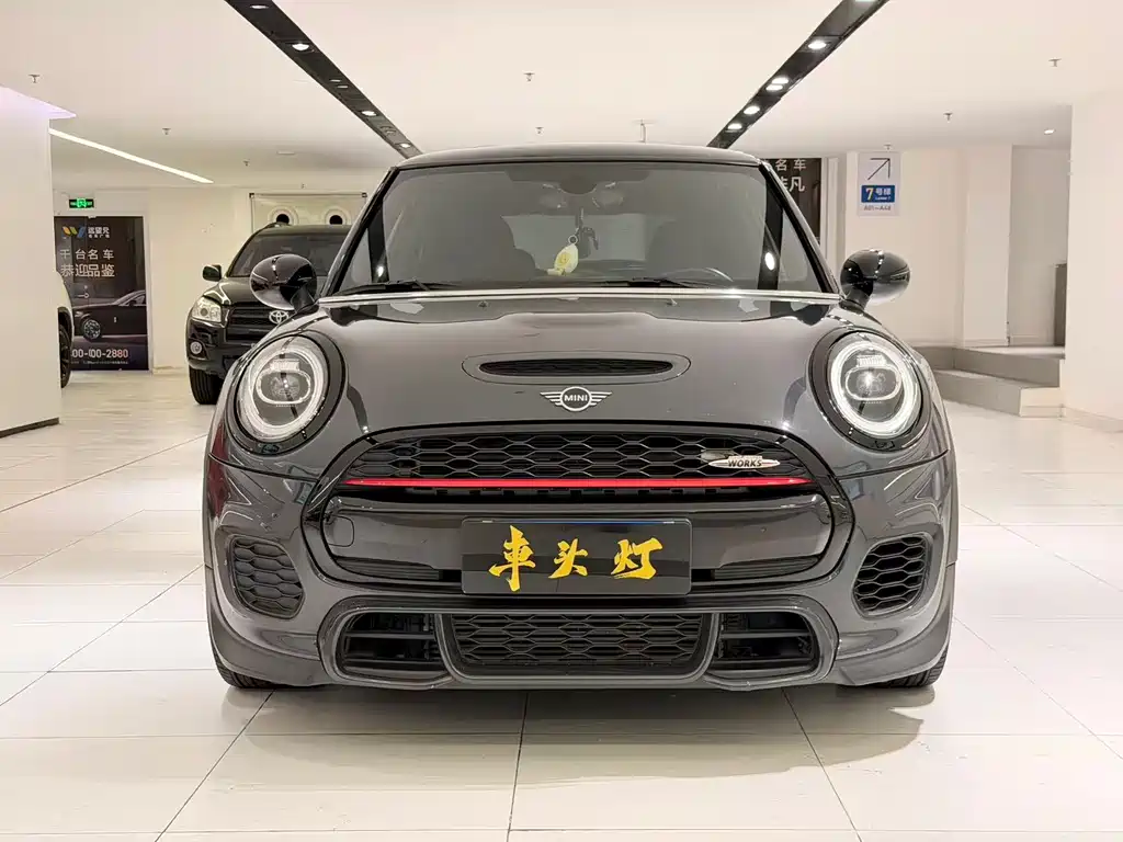 MINI JCW