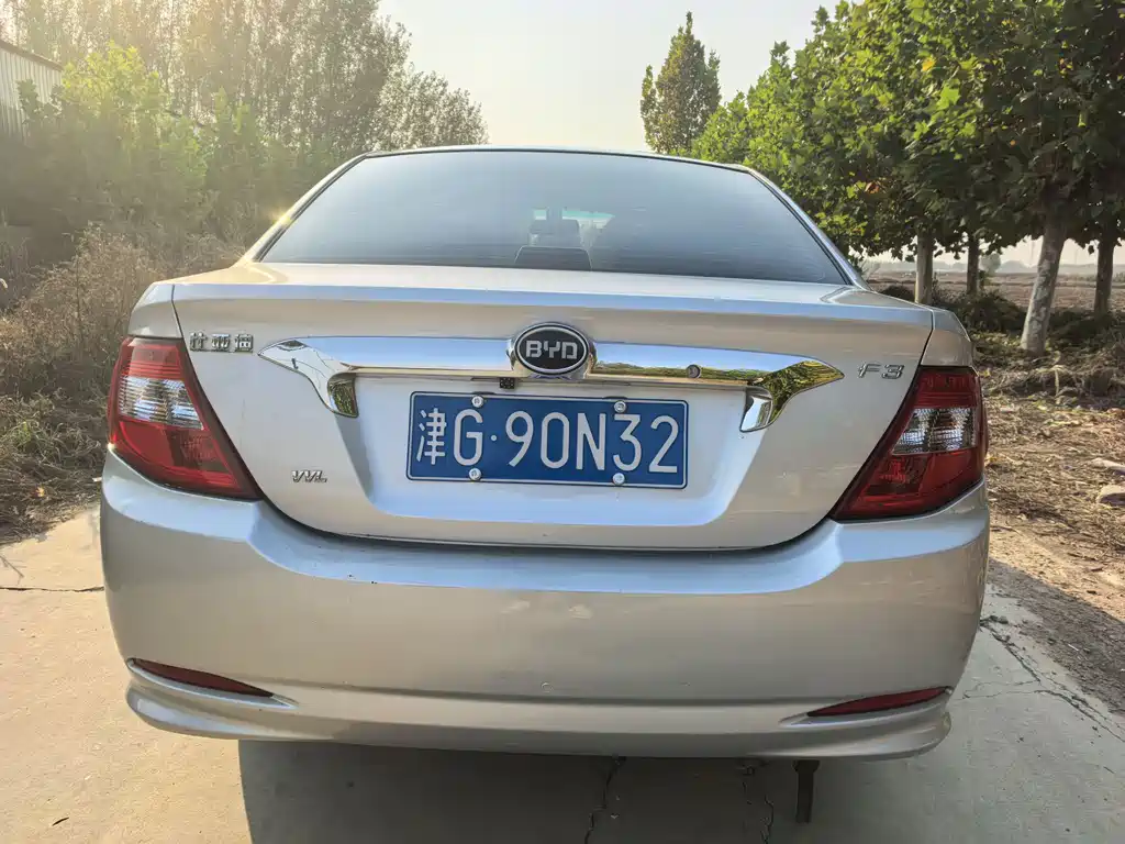 BYD F3