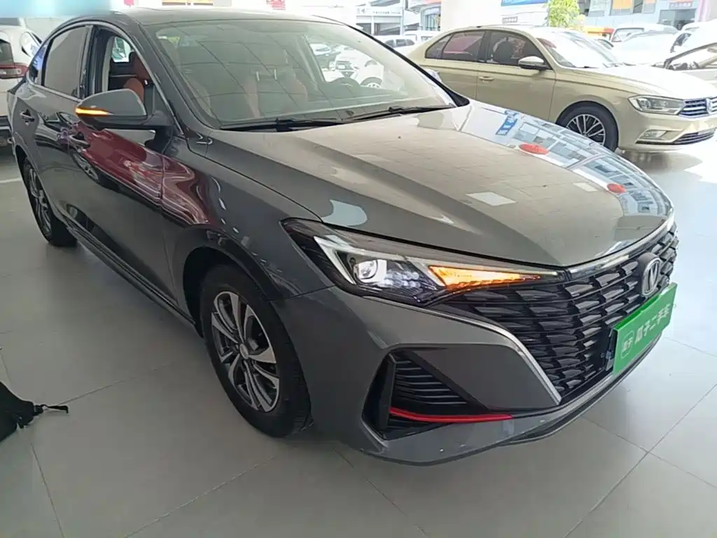 Changan Eado — миниатюра 4