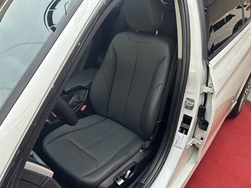 BMW 3 Series — миниатюра 34
