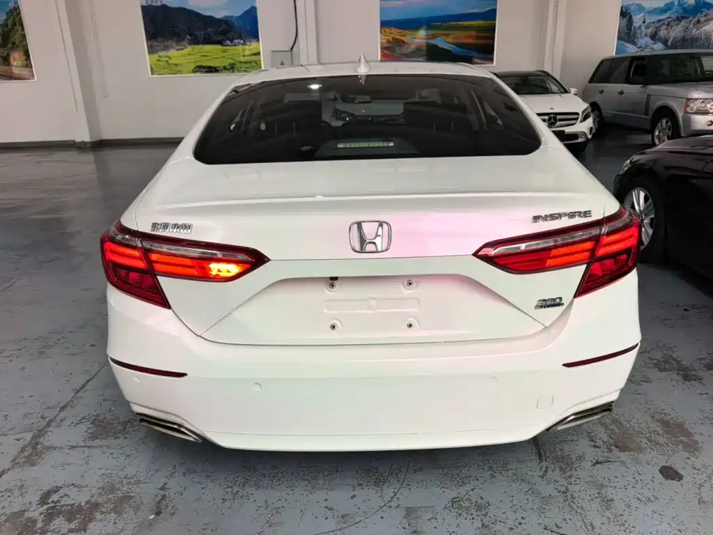 Honda Inspire — миниатюра 6