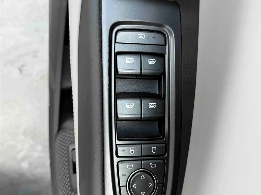 BYD SEAL 06 DM I TRAVEL EDITION